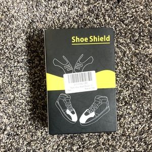 Crease protectors